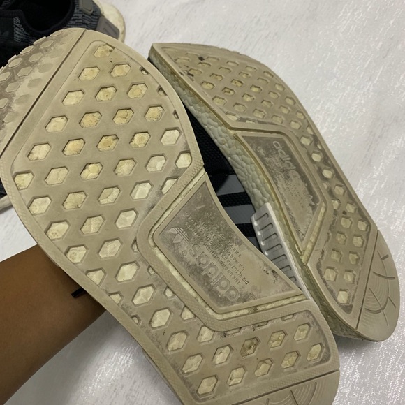 adidas NMD - black/white size 9 - Picture 3 of 3